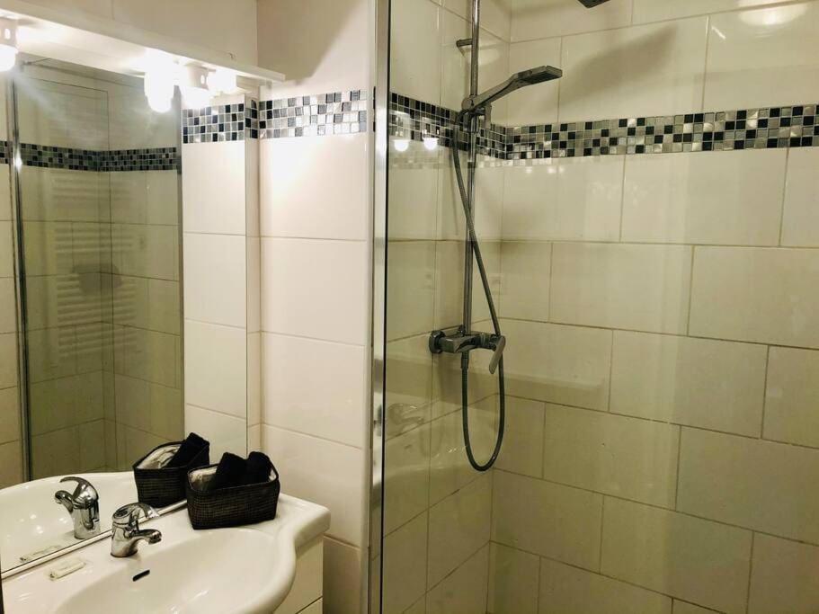 "Beausoleil" T2 Lumineux, Parking, Clim, Wifi Appartement Sète Buitenkant foto